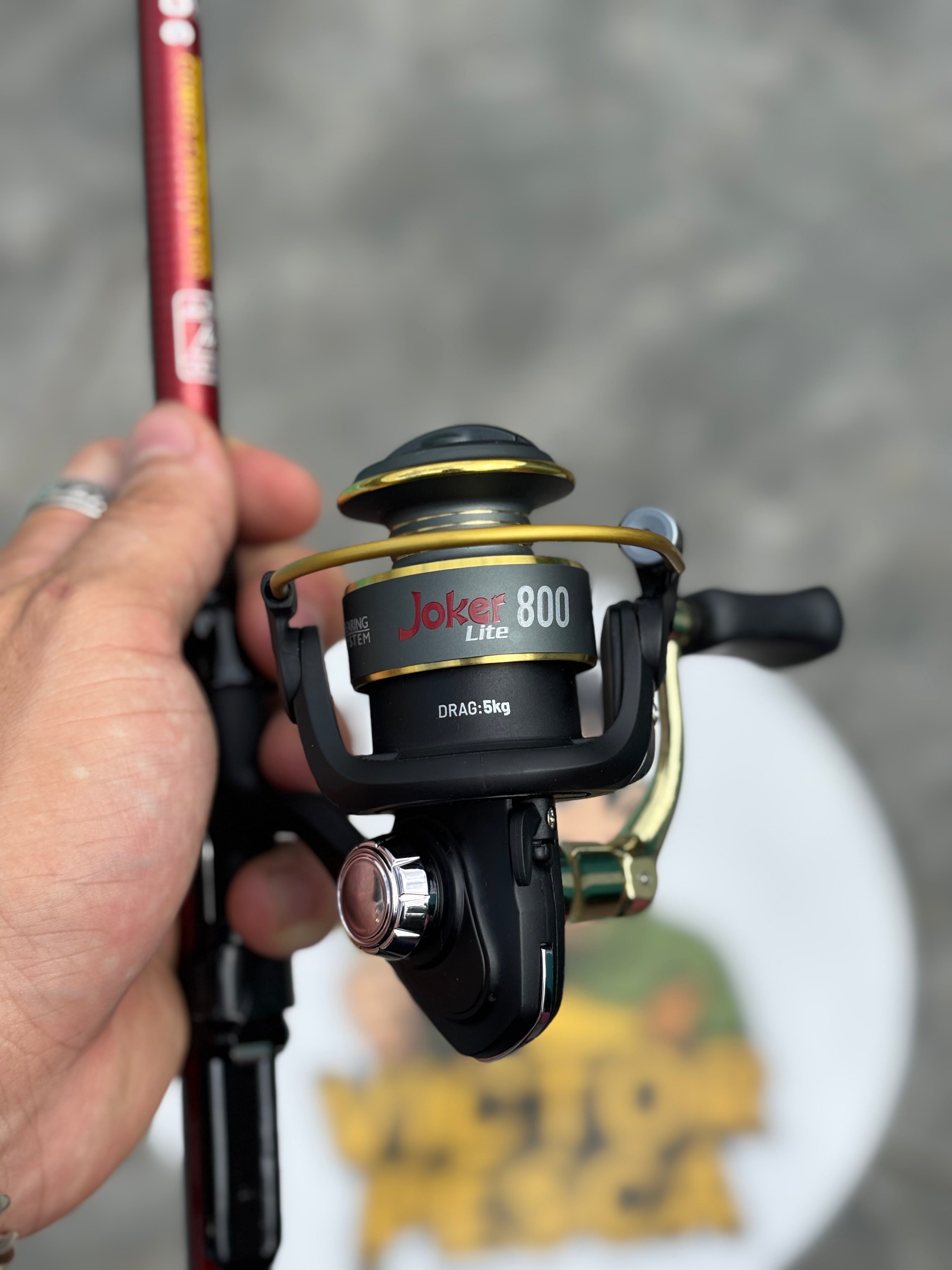 🎣 Kit Vara 2,40m + Molinete Joker 800 Lite – Ultra Light Completo