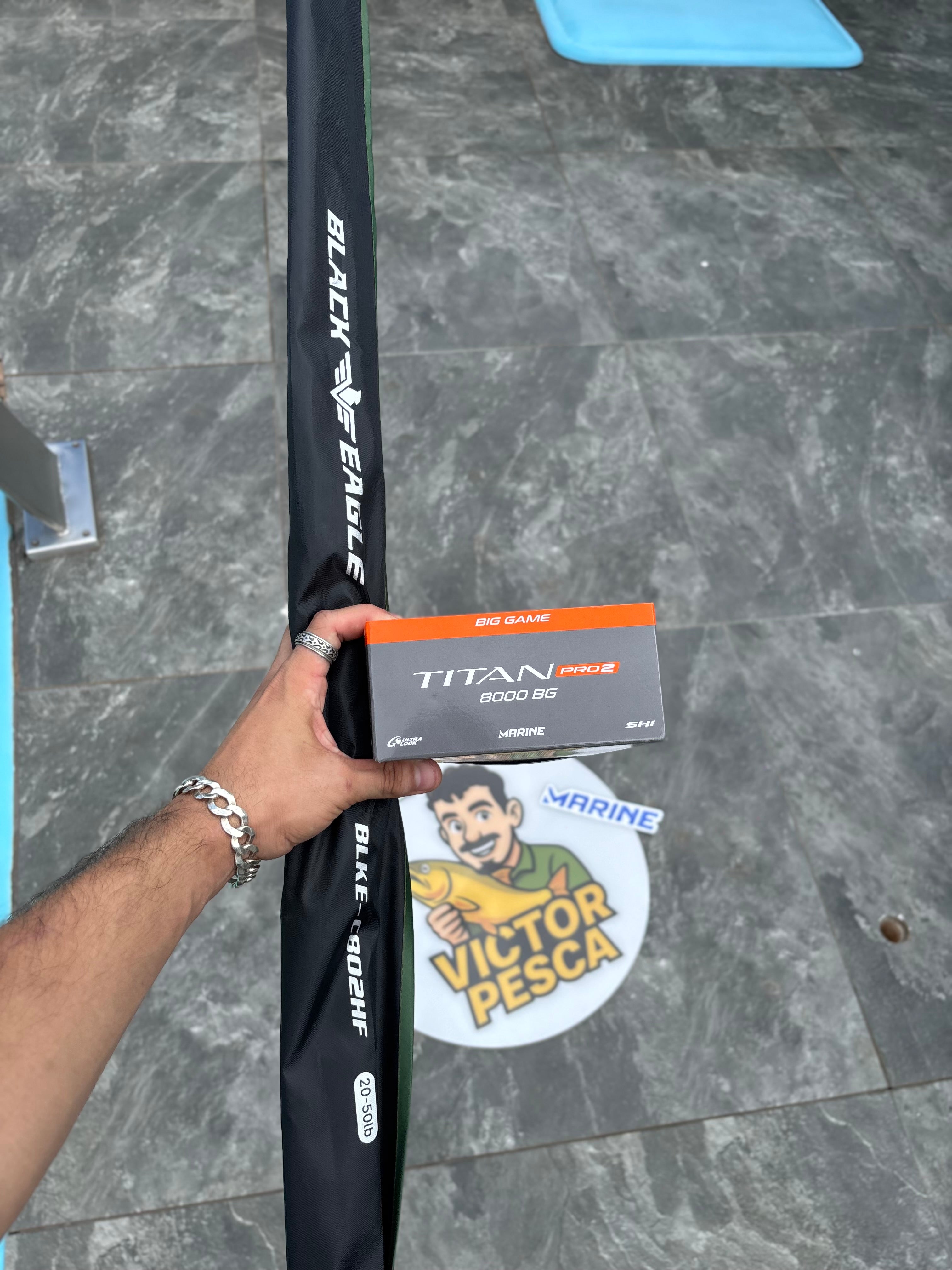 Kit Vara Black Eagle + Carretilha Titan Pro 2 BG 8000 – Força Bruta para Grandes Peixes!