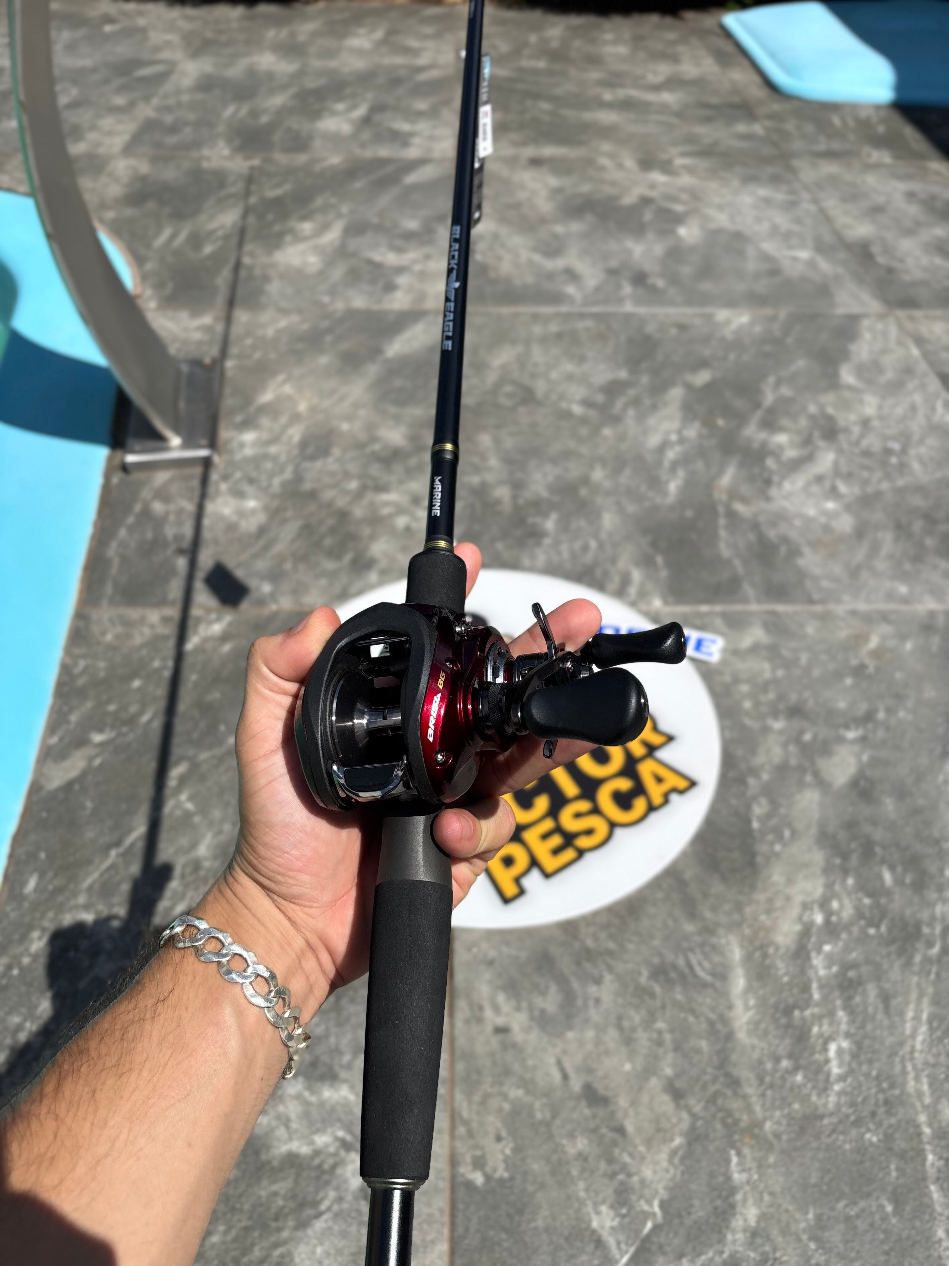 Kit Vara Black Eagle + Carretilha Brisa BG DBS – Potência e Desempenho Profissional!